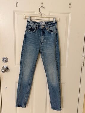 Zara High-Waist Straight Leg Jeans Size 2